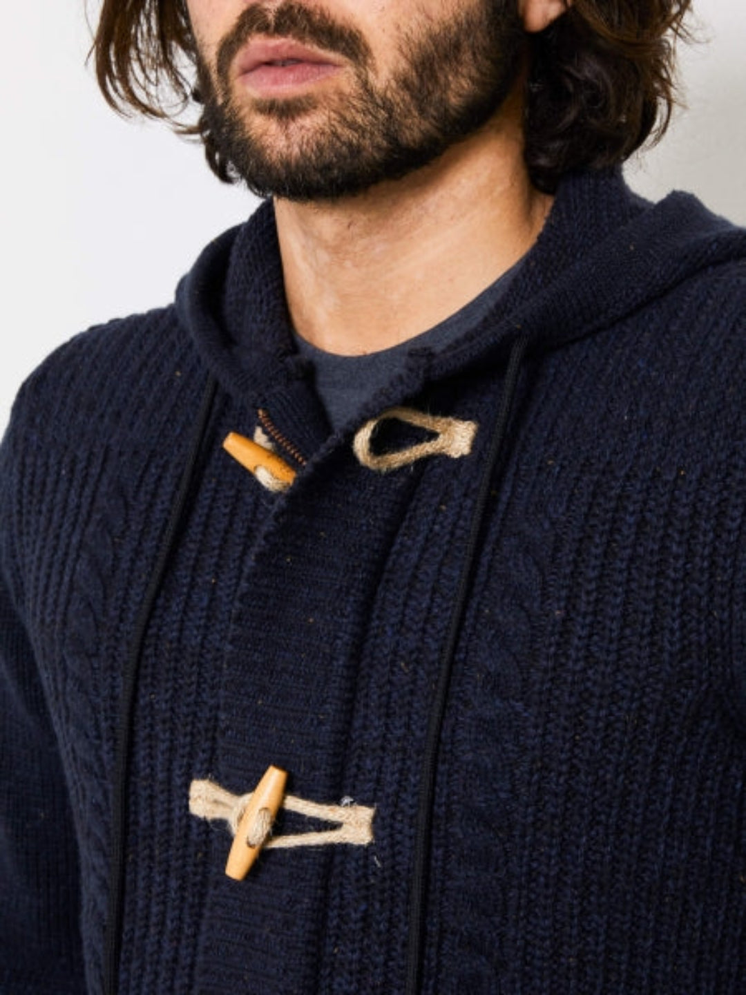 petrol strickjacke mit knebelverschluss detail