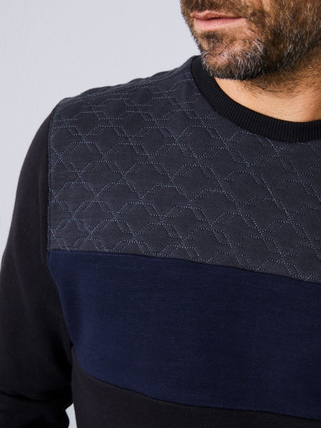petrol industries r-neck detail