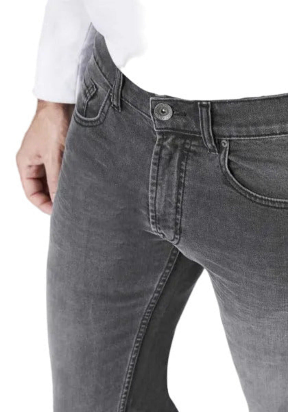 R140-DG Detail